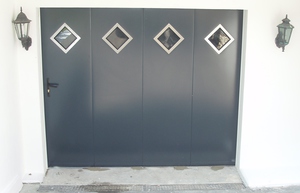 Porte de garage latérale acier coloris gris anthracite
